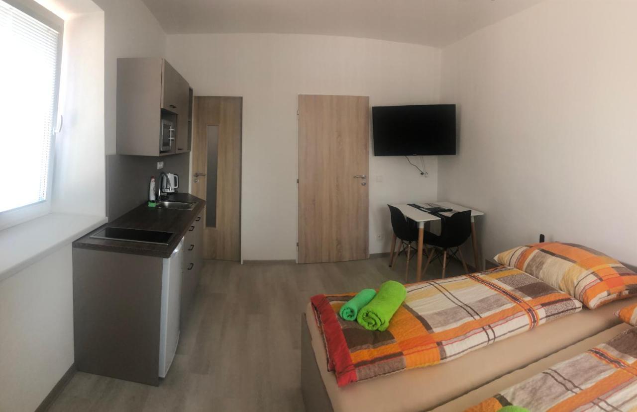 Apartmany U Stadionu Šumperk Dış mekan fotoğraf